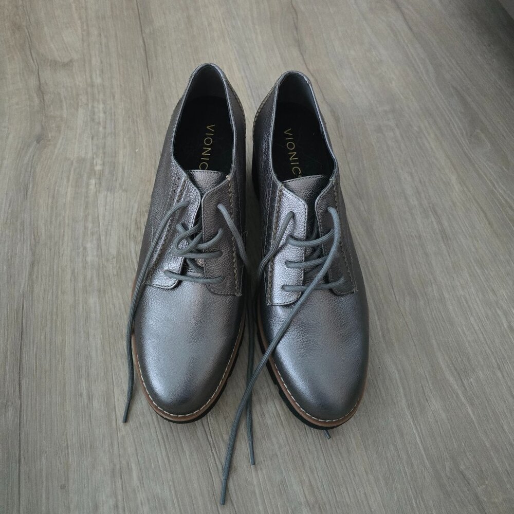 NWOT Pewter Leather Vionic Women's Anaheim Comfort Wedge Oxford Derby Shoes